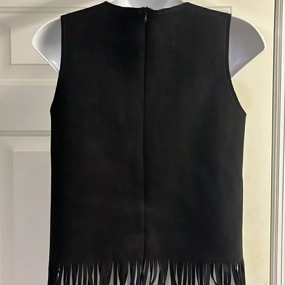 Gracia Black Sleeveless Back Zip Up Western Shell with Bottom Hem Fringe - Picture 8 of 11